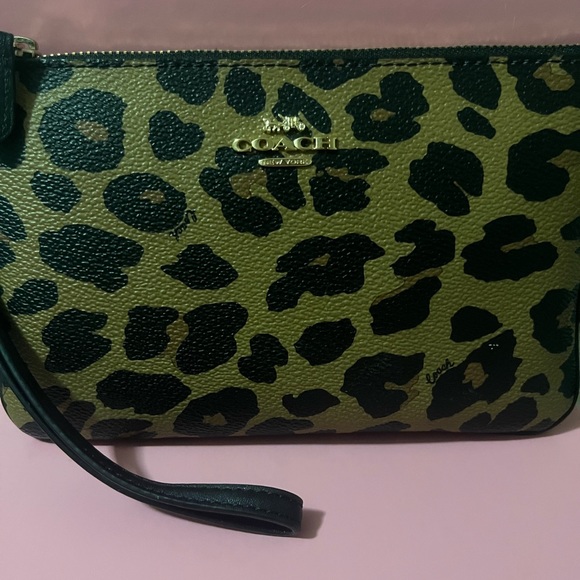 Coach wristlet - Picture 1 of 5